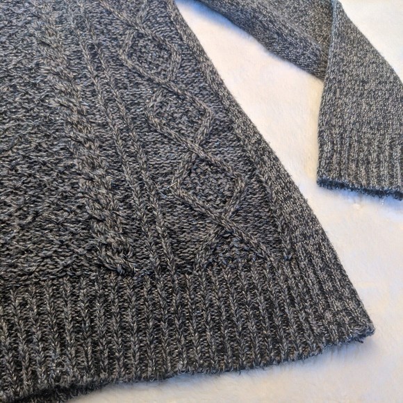 Women's New York and Company Sweater SZ Small Gray Shimmer Cable Knit Turtleneck - Picture 5 of 11